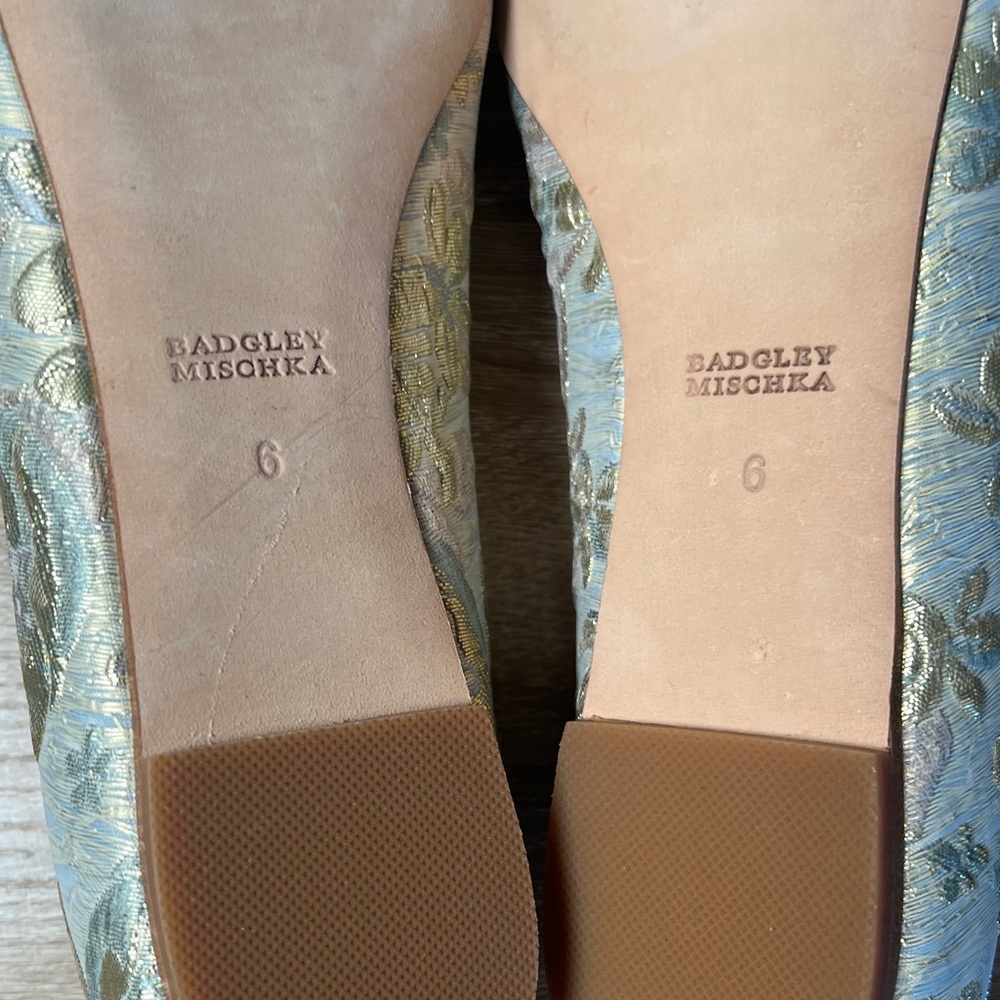 Badgley Mischka Women's Floral Blue Heels with Embellishments - Picture 5 of 6